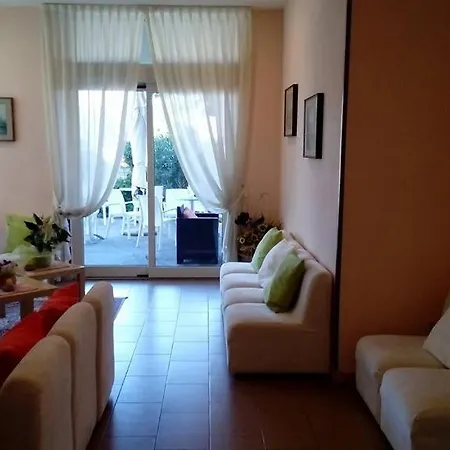 Lorena Hotel 2*