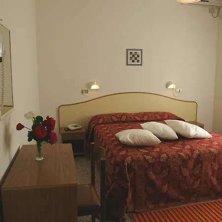 Lorena Hotel